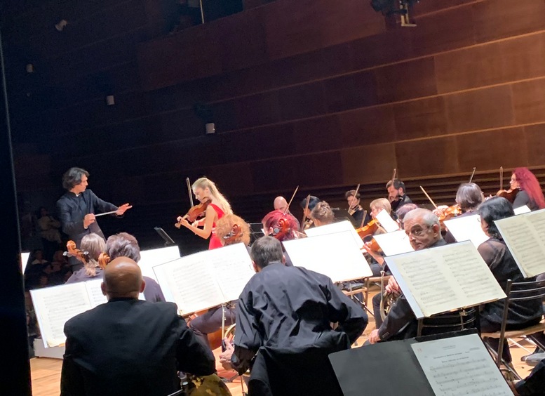 Плевенска филхармония, Йордан Камджалов и Зорница Иларионова препълниха зала “Сливен”